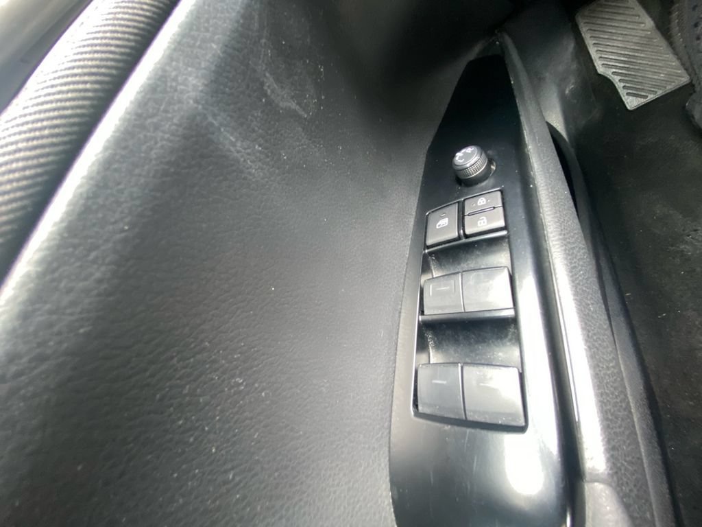 Used 2025 Toyota Camry LE FWD image 17