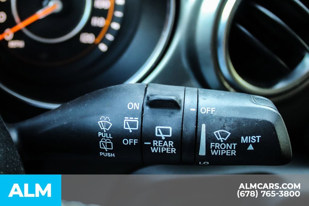 Used 2022 Jeep Wrangler Unlimited Sahara AWD/4WD image 24