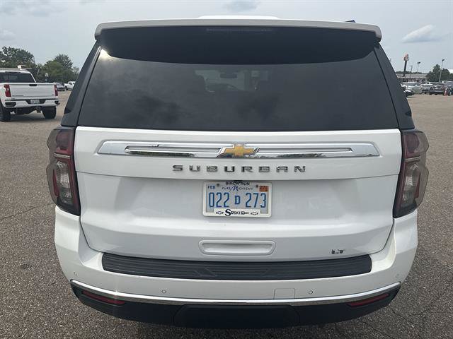 Used 2022 Chevrolet Suburban LT AWD/4WD image 21
