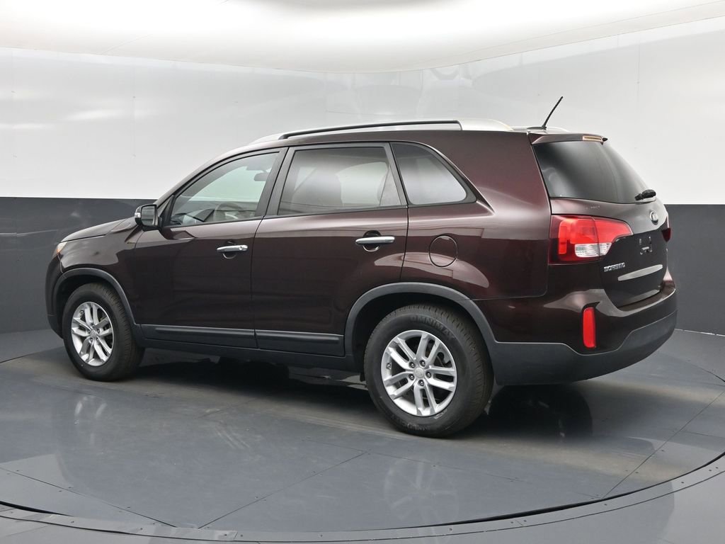 Used 2015 Kia Sorento LX FWD image 4