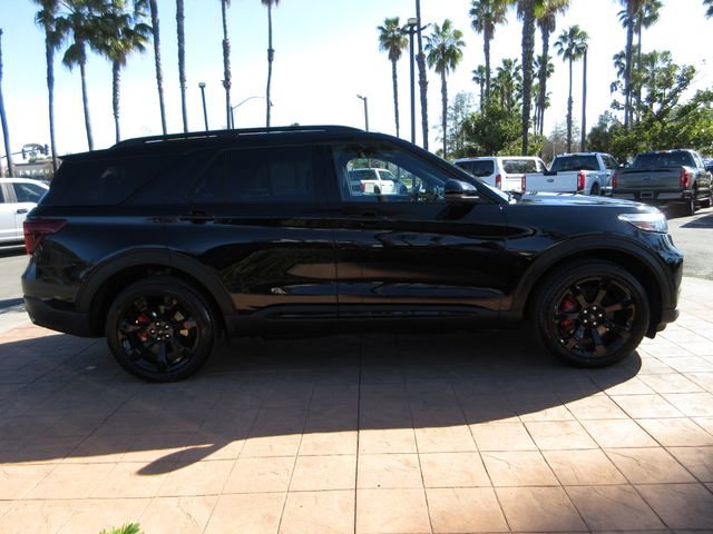 Certified 2022 Ford Explorer ST w/ Equipment Group 401A image 5