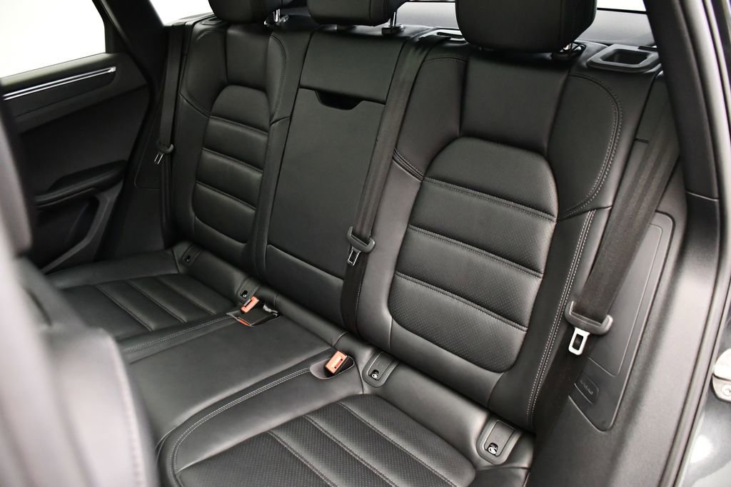 Certified 2024 Porsche Macan GTS image 47