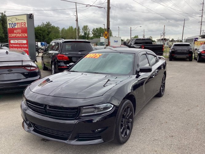 Used 2016 Dodge Charger SE w/ Popular Equipment Group image 1