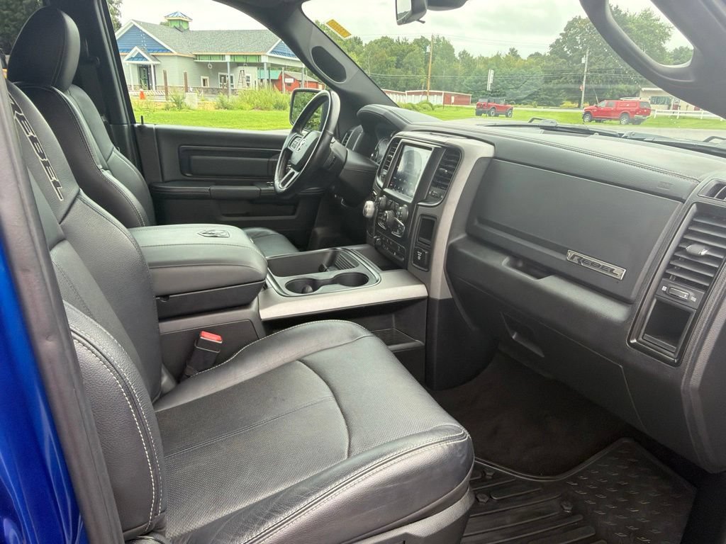 Used 2018 RAM 1500 Rebel w/ Ram 1500 Black Rebel Group AWD/4WD image 9