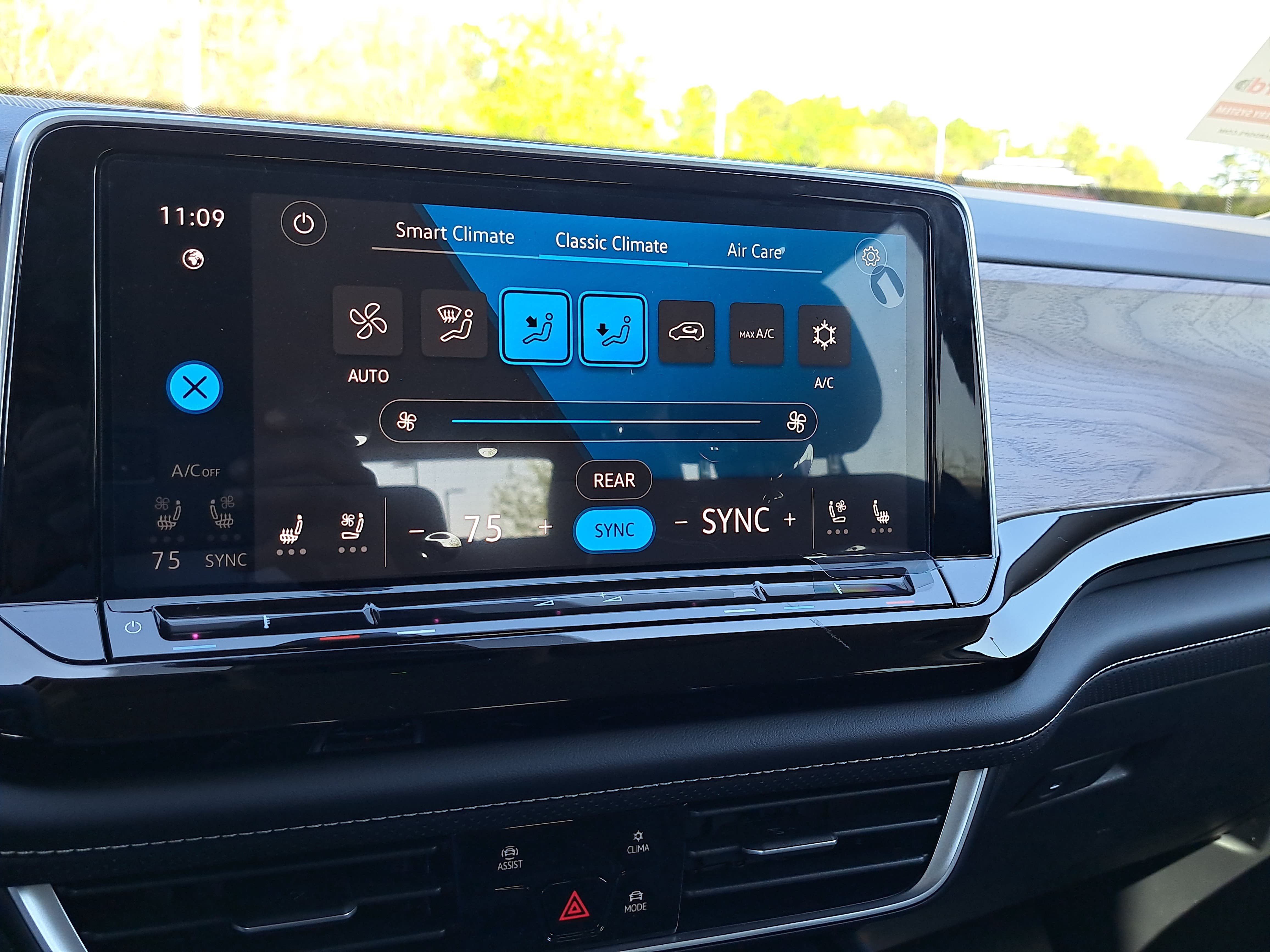 New 2026 Volkswagen Atlas SE AWD/4WD image 21