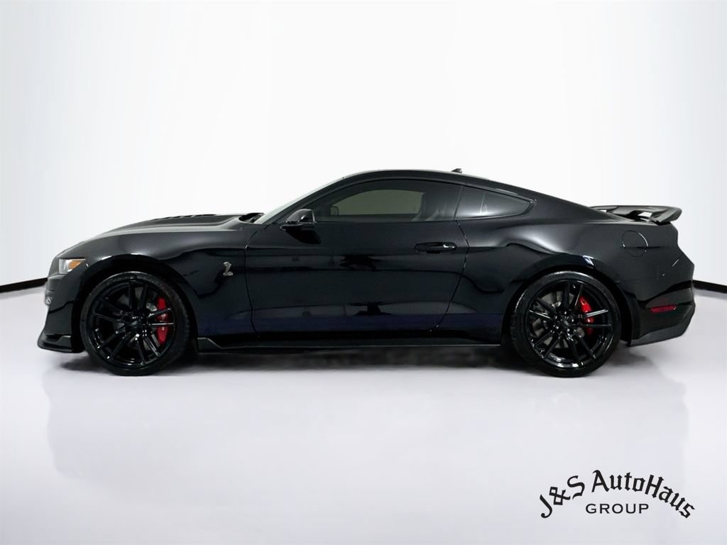 Used 2020 Ford Mustang Shelby GT500 w/ Technology Package RWD image 4