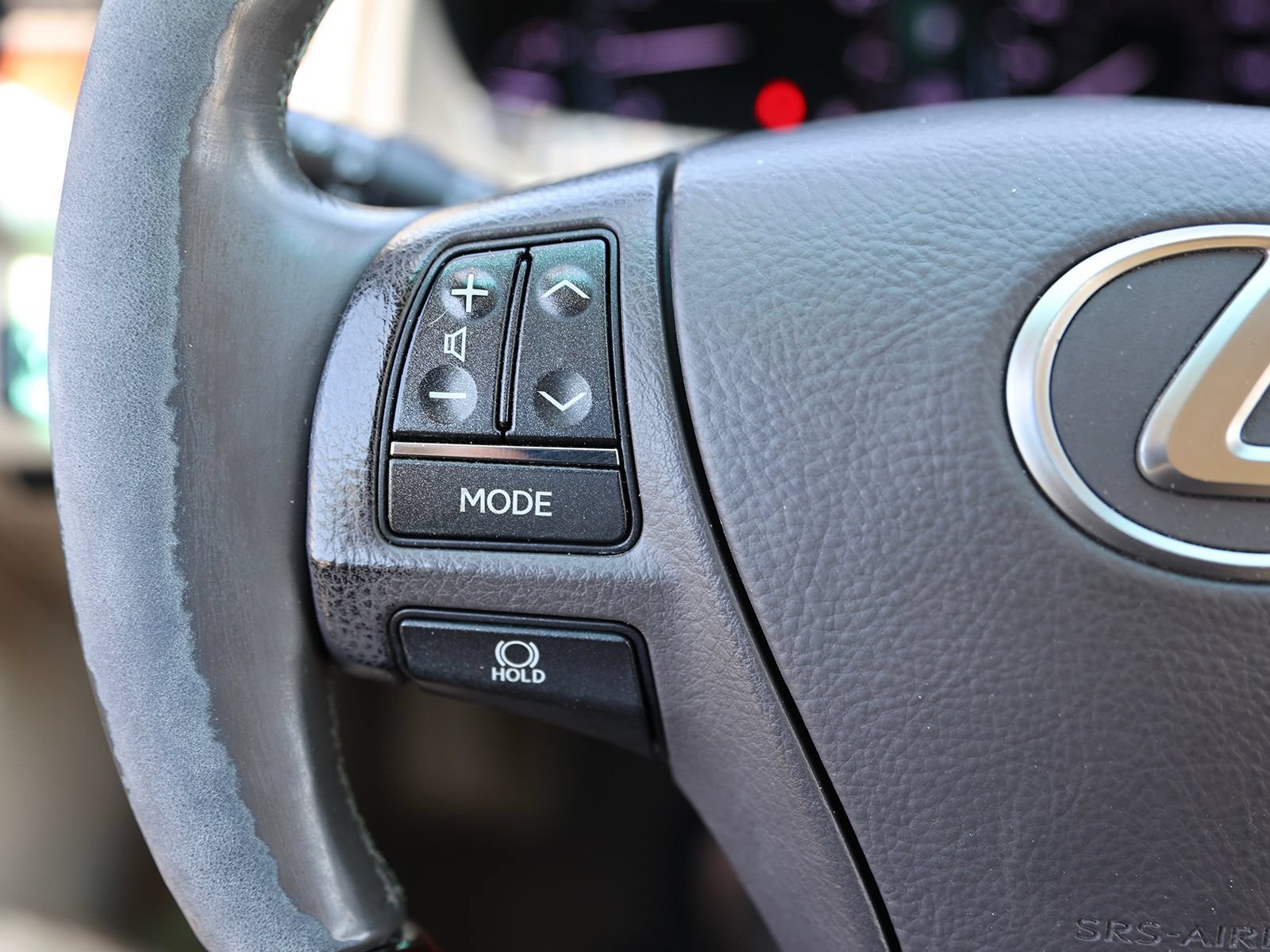 Used 2013 Lexus LS 460 AWD w/ Comfort Pkg image 41