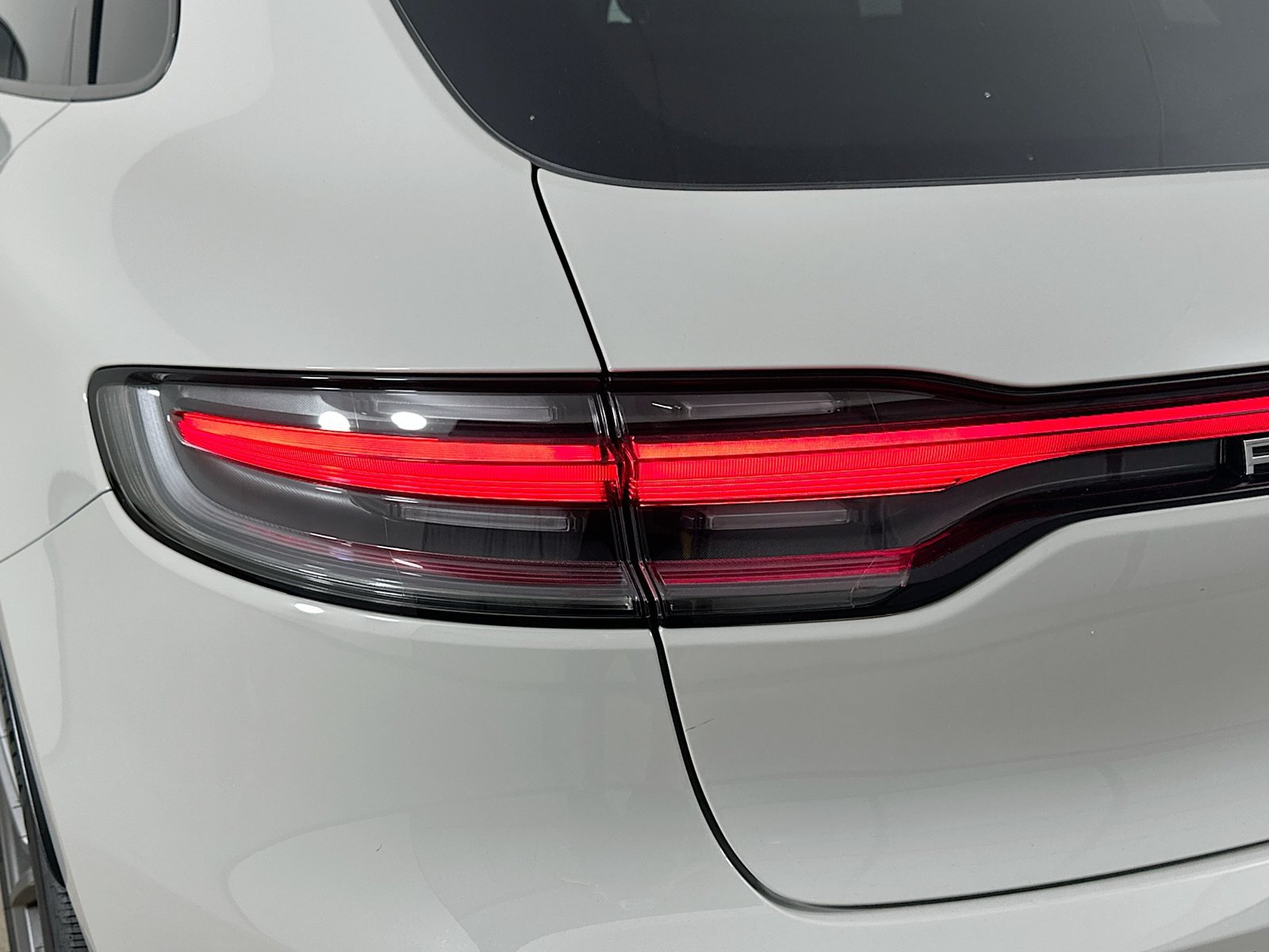 New 2026 Porsche Macan AWD/4WD image 12