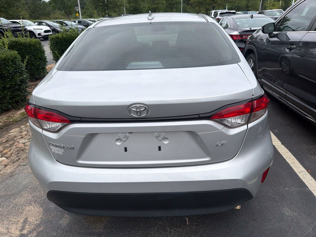 Used 2025 Toyota Corolla LE FWD image 6