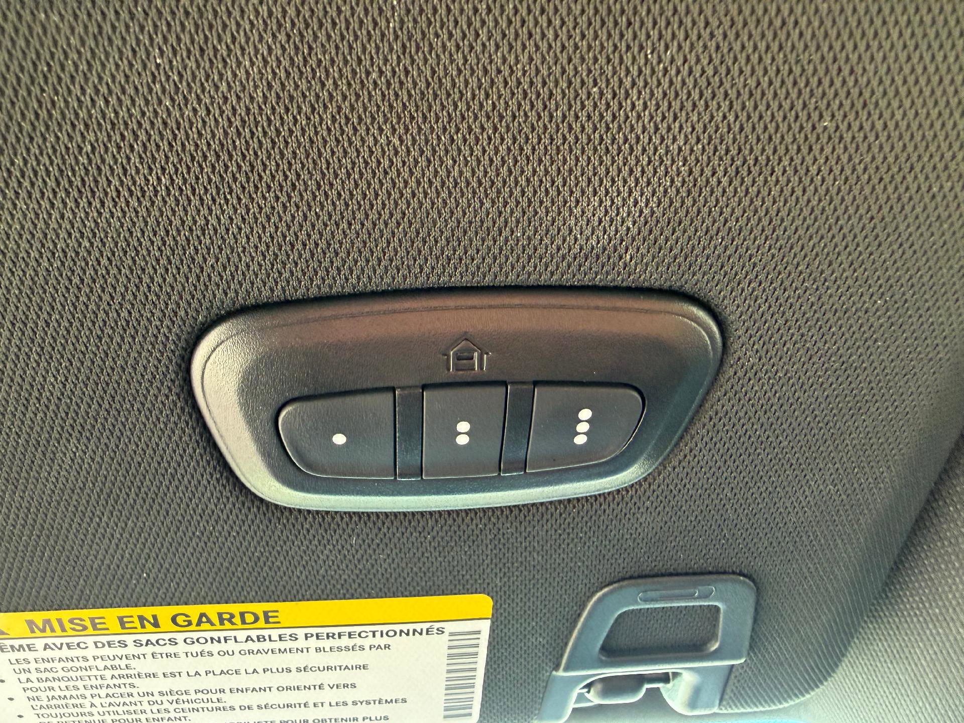 Used 2024 Jeep Grand Cherokee L Summit AWD/4WD image 36