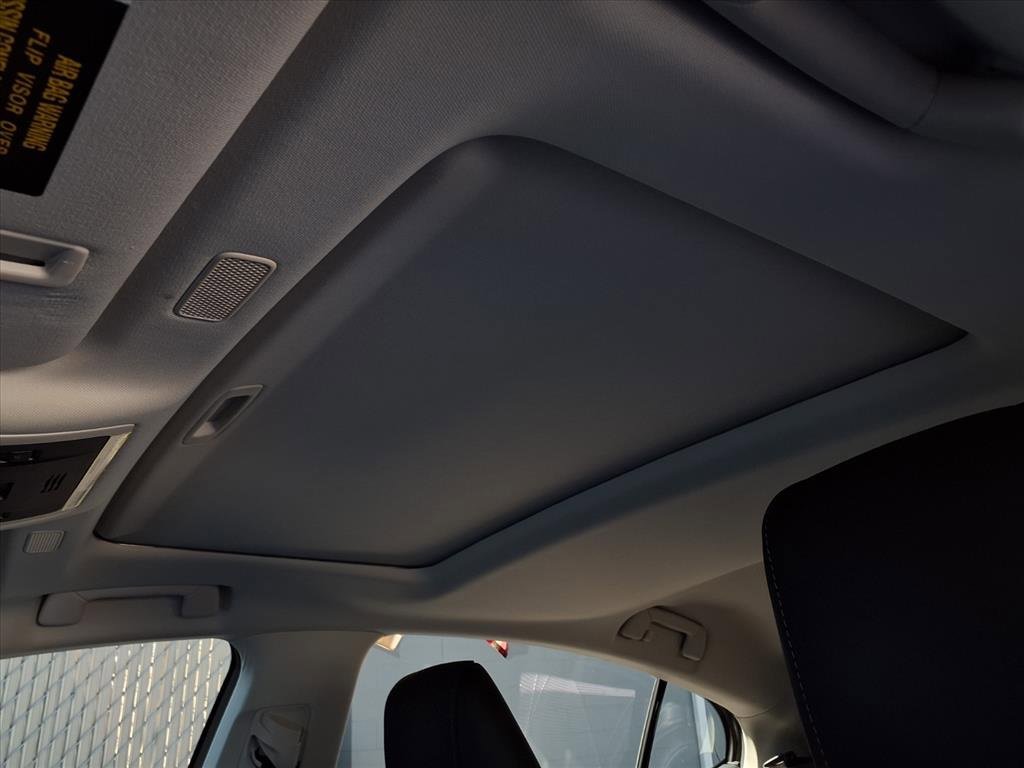 Used 2020 Lexus ES 300h w/ Luxury Package image 16