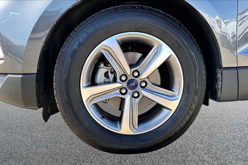 Used 2020 Ford Edge SEL w/ Convenience Package image 29