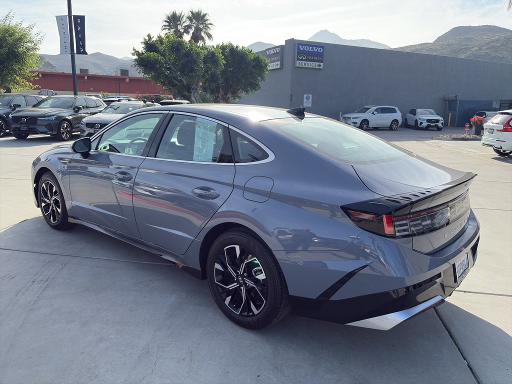 Used 2025 Hyundai Sonata SEL image 3