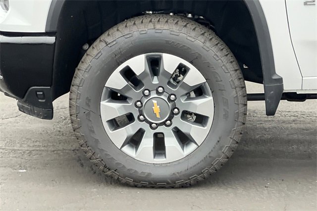 Used 2025 Chevrolet Silverado 2500 Custom w/ Custom Value Package image 35