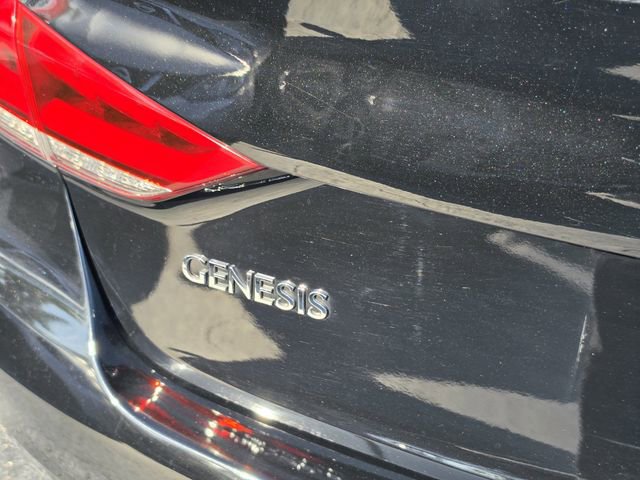 Used 2016 Hyundai Genesis 3.8 RWD image 6