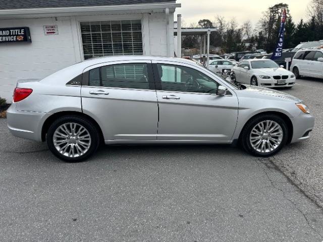 Used 2012 Chrysler 200 Limited image 6