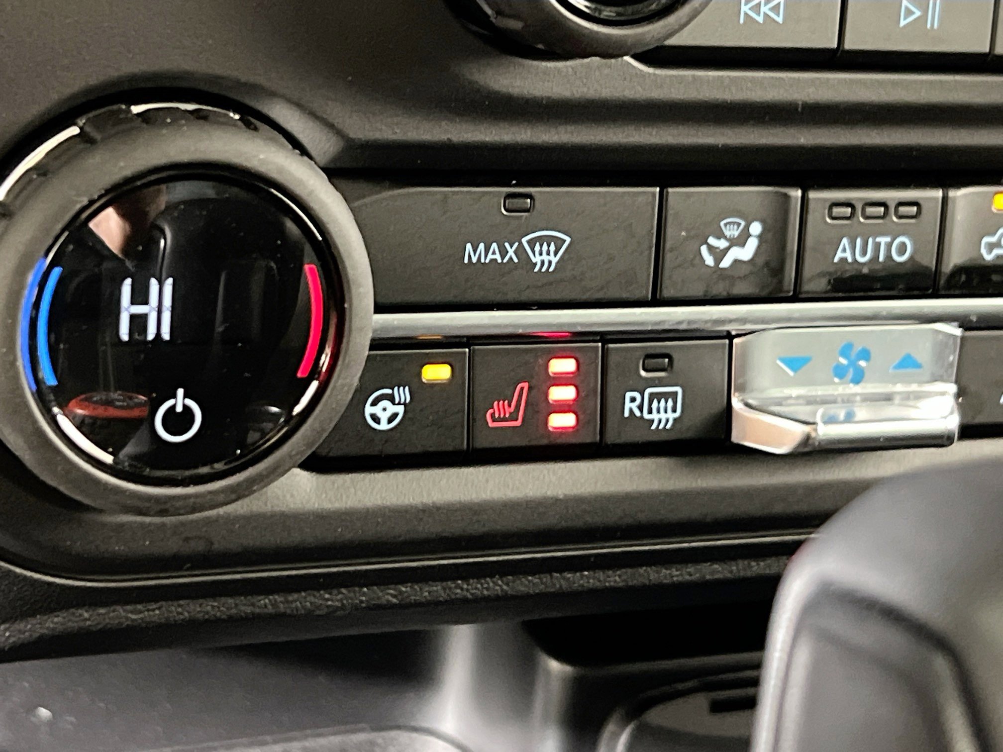 Used 2025 Ford Bronco Raptor w/ Interior Carbon Fiber Pack image 20