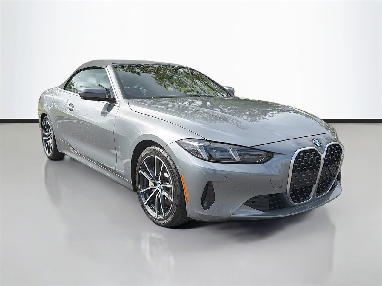 Certified 2025 BMW 430i Convertible image 2