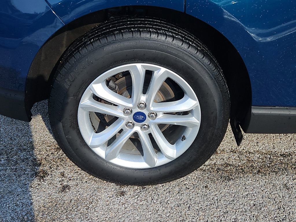 Used 2020 Ford Edge SEL w/ Convenience Package image 9