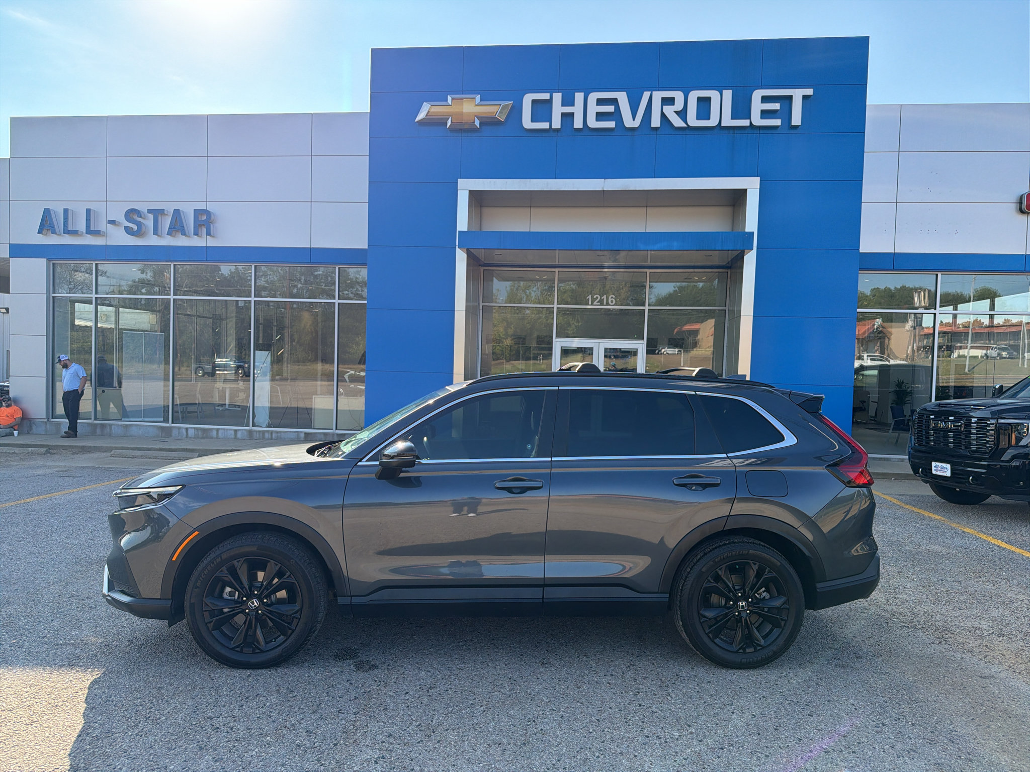 Used 2024 Honda CR-V Sport Touring image 4