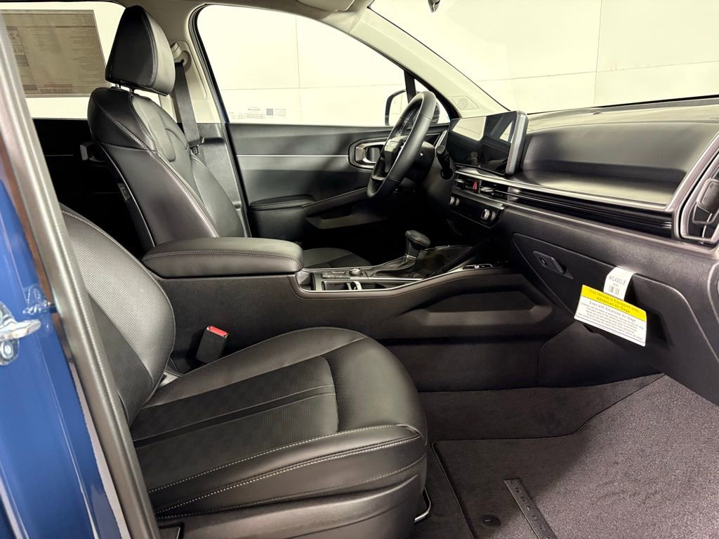 New 2026 Kia Sorento S image 13