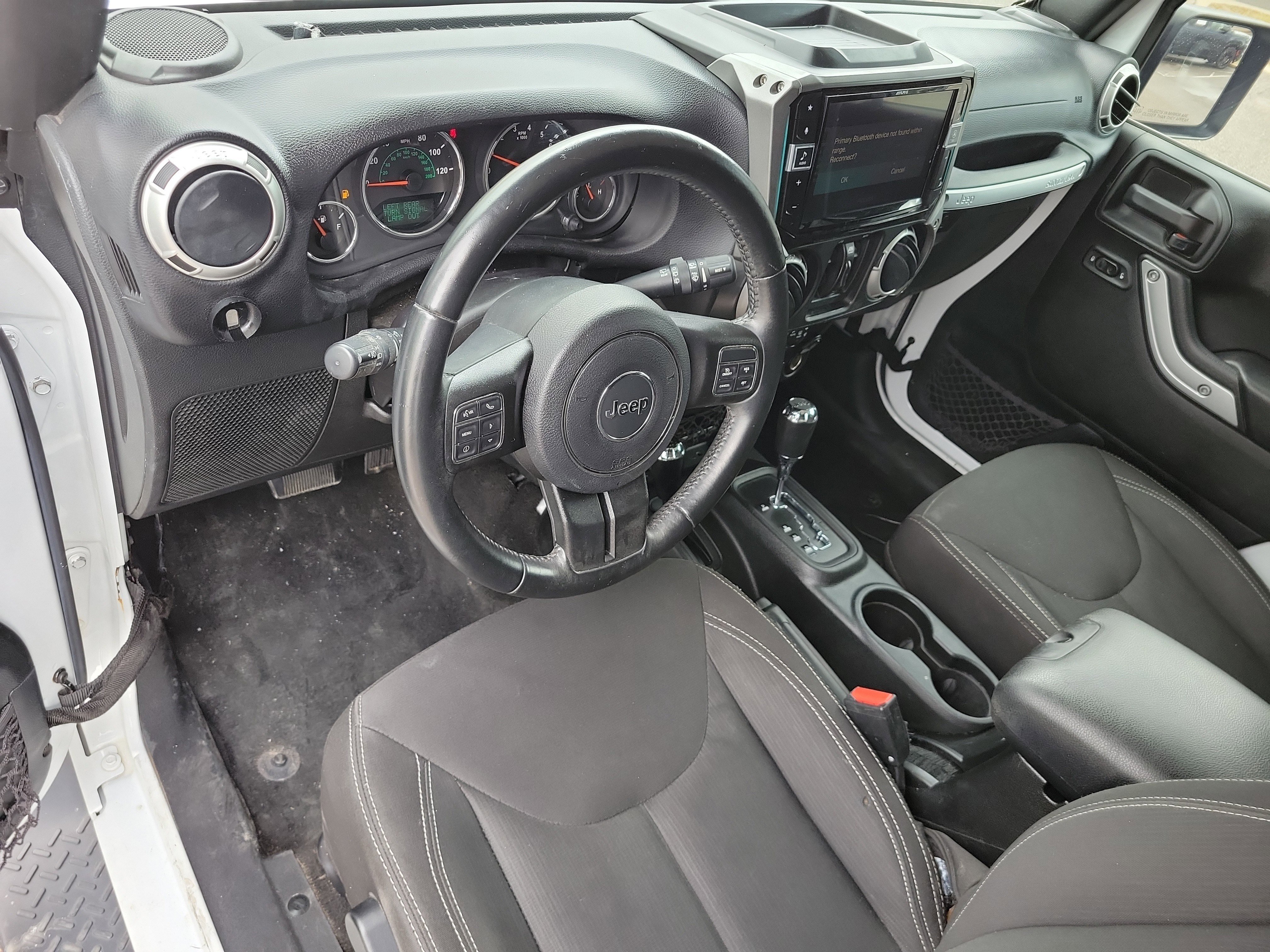 Used 2017 Jeep Wrangler Unlimited Sahara w/ Dual Top Group image 8