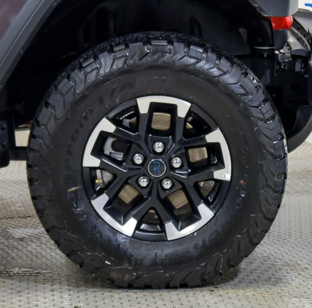 Used 2025 Jeep Wrangler Unlimited Rubicon 4xe w/ Convenience Group image 13