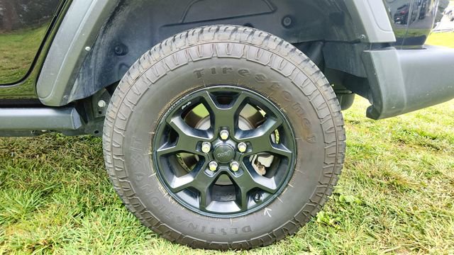 Used 2022 Jeep Wrangler Unlimited Sport AWD/4WD image 9