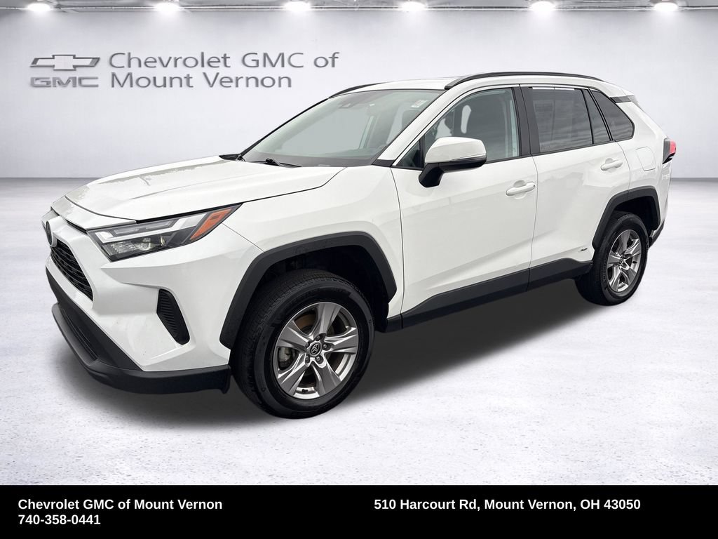 Used 2024 Toyota RAV4 XLE w/ Convenience Package AWD/4WD image 2