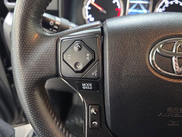 Used 2021 Toyota 4Runner Venture w/ Moonroof Package image 16