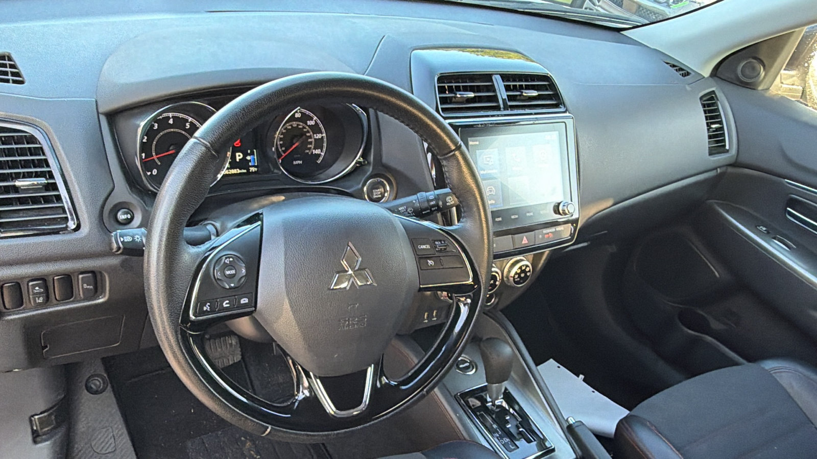 Used 2024 Mitsubishi Outlander Sport AWD image 24