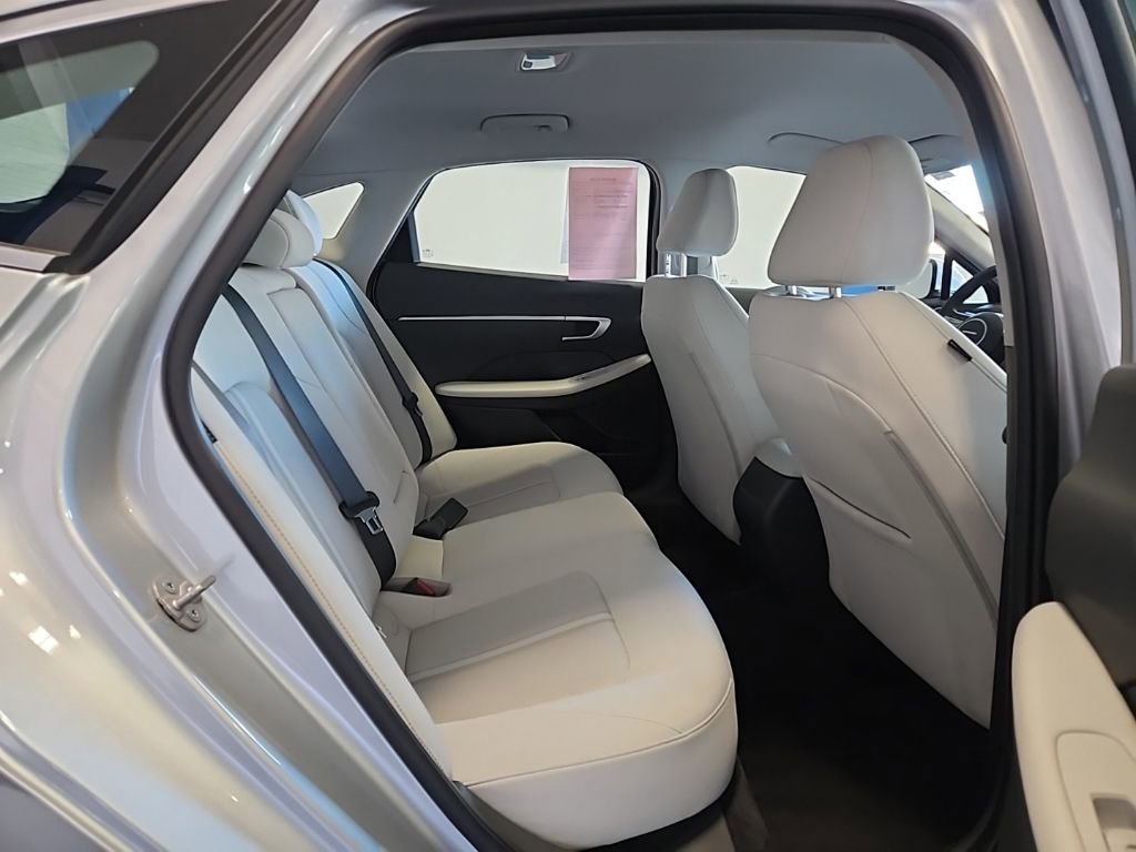 Used 2025 Hyundai Sonata SEL image 14