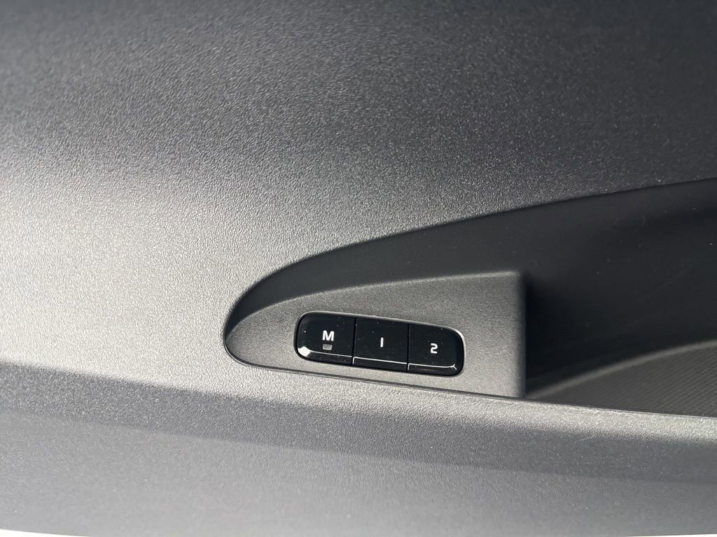 Used 2022 Polestar Polestar 2 image 27