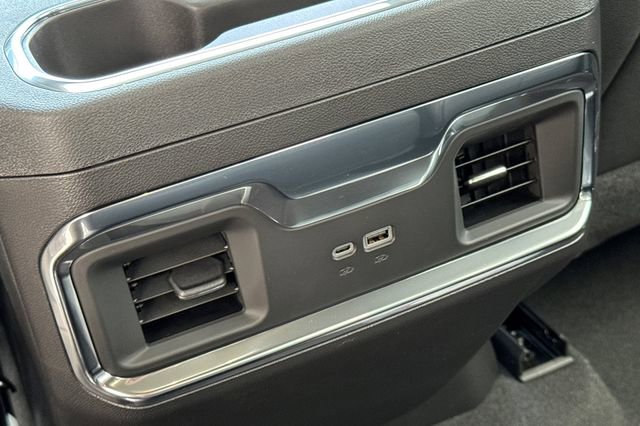 New 2026 GMC Sierra 1500 Elevation w/ Elevation Premium Package AWD/4WD image 14