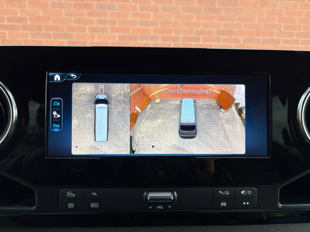 Used 2025 Mercedes-Benz Sprinter 2500 image 19