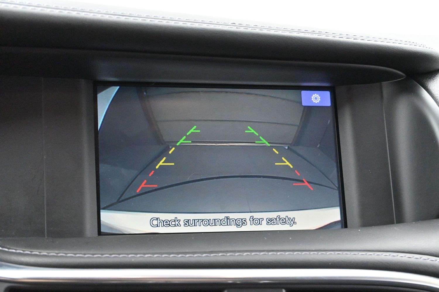 Used 2018 INFINITI QX30 FWD image 21