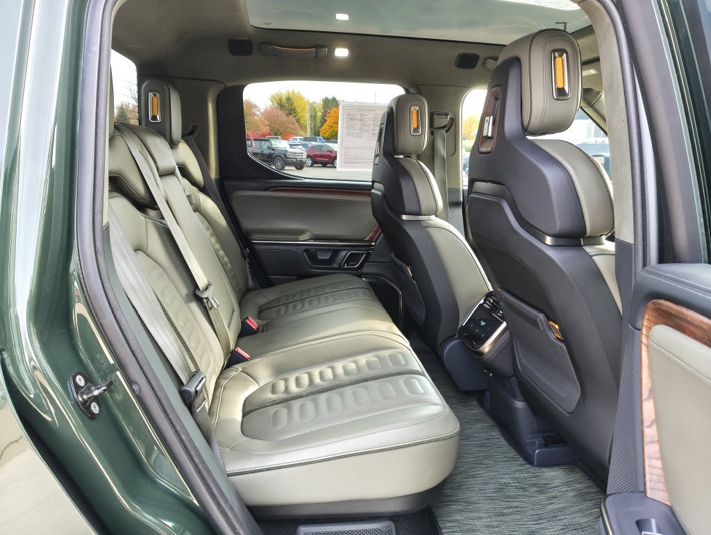 Used 2022 Rivian R1T Launch Edition AWD/4WD image 12
