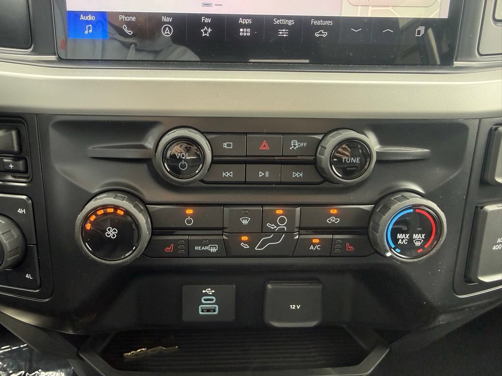 New 2026 Ford F250 XLT w/ XLT Premium Package AWD/4WD image 24