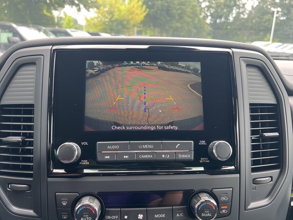 Used 2024 Nissan Titan SV w/ SV Convenience Package image 14