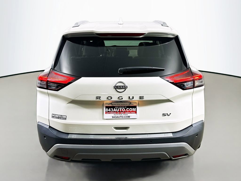 Used 2022 Nissan Rogue SV w/ SV Premium Package image 6