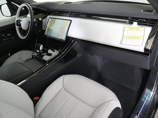 New 2026 Land Rover Range Rover Sport Dynamic SE image 19