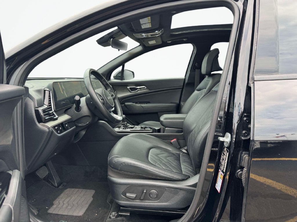 Certified 2023 Kia Sportage X-Line w/ X-Line Premium Package AWD/4WD image 18