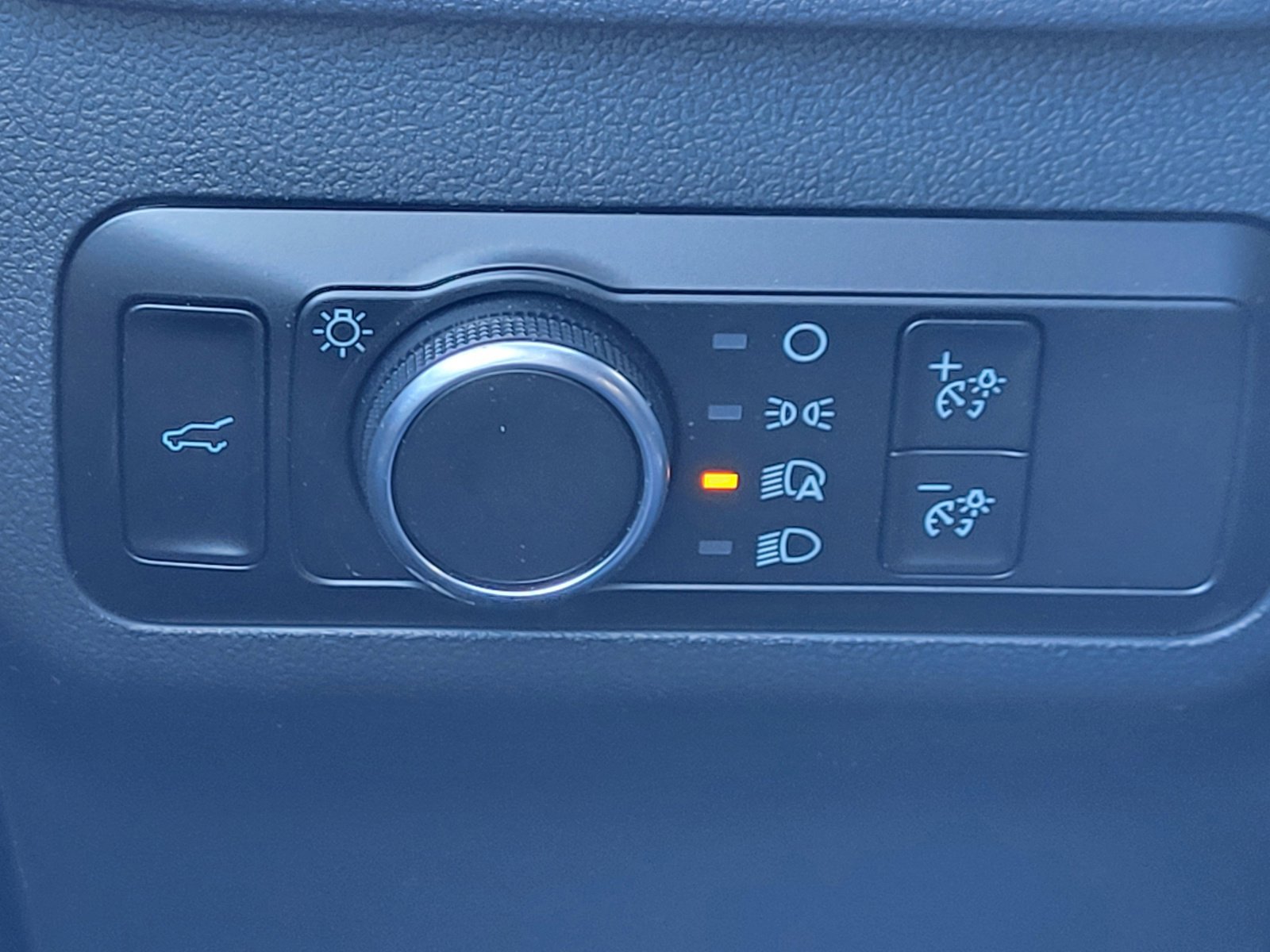 Used 2026 Ford Escape ST-Line w/ Cold Weather Package image 33