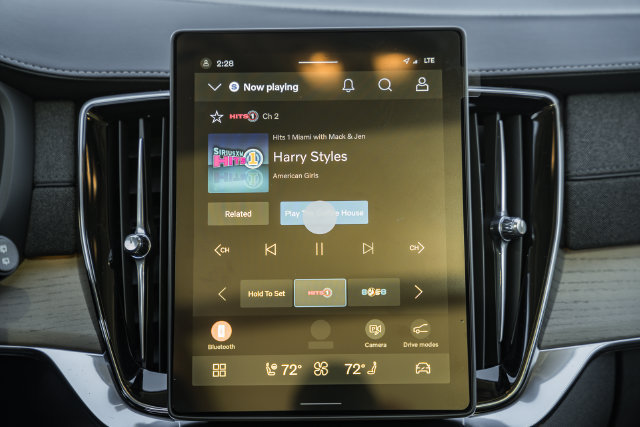 New 2027 Volvo XC90 B6 Plus AWD/4WD image 21