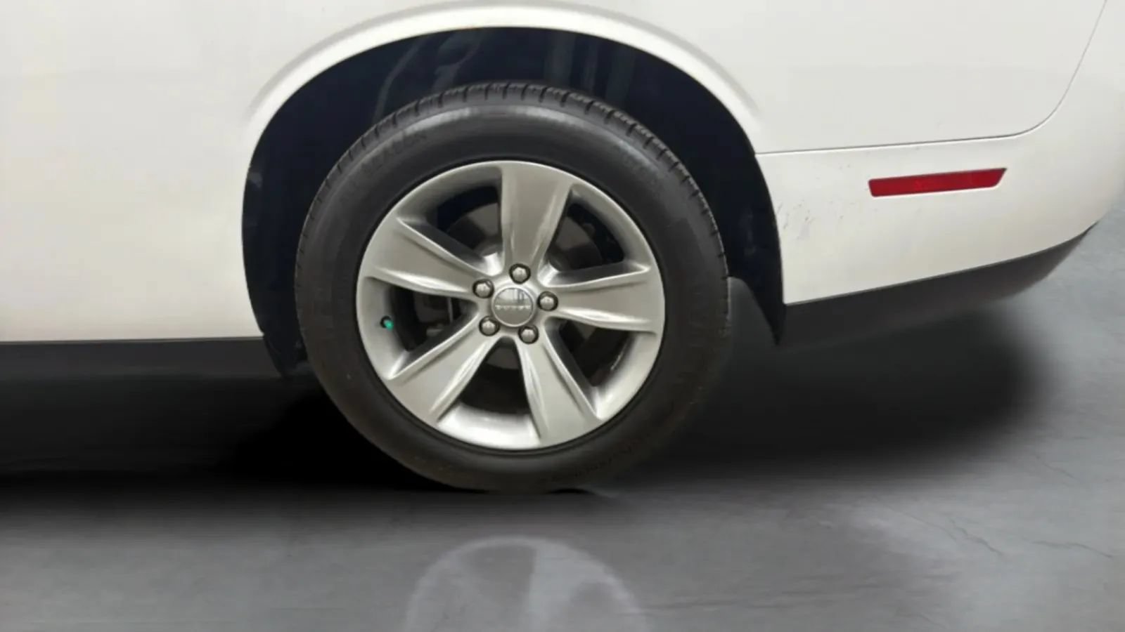 Used 2017 Dodge Challenger SXT RWD image 26