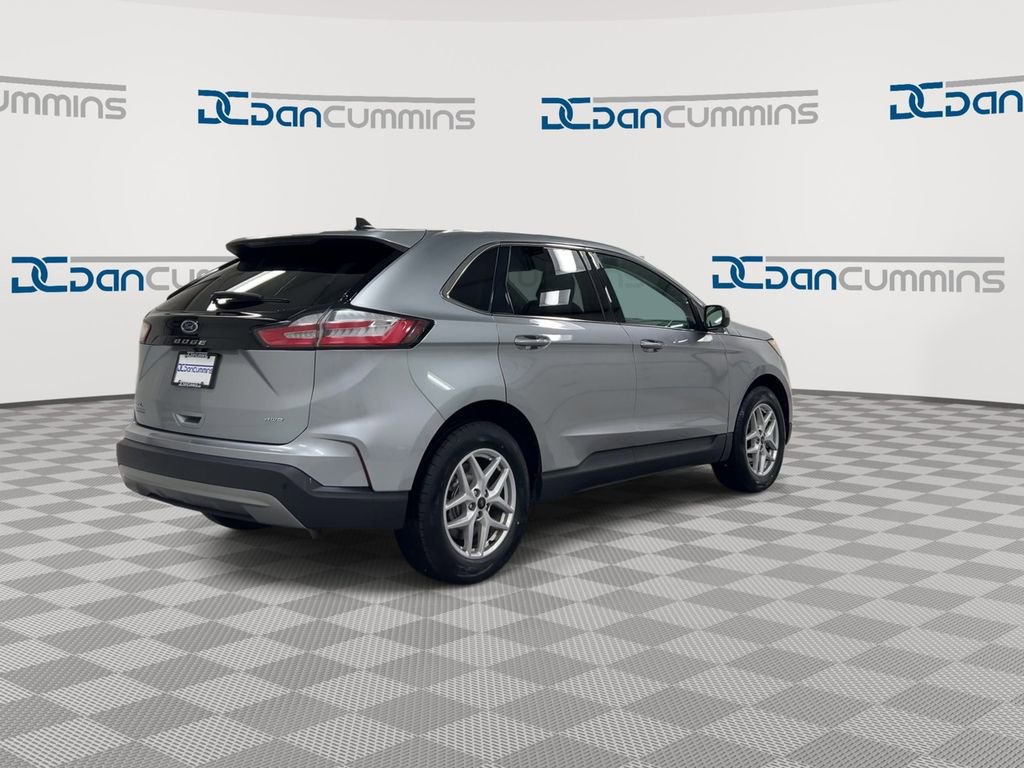 Used 2023 Ford Edge SEL image 8