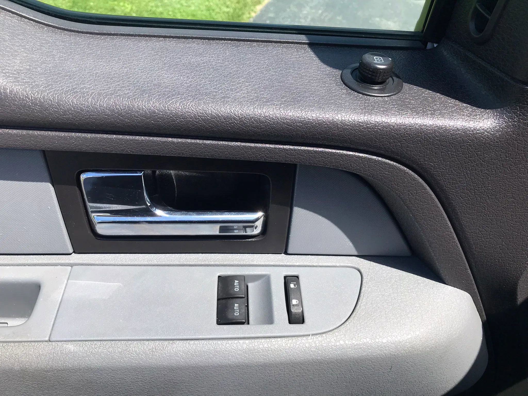 Used 2013 Ford F150 XL w/ Mid Equipment Group RWD image 10