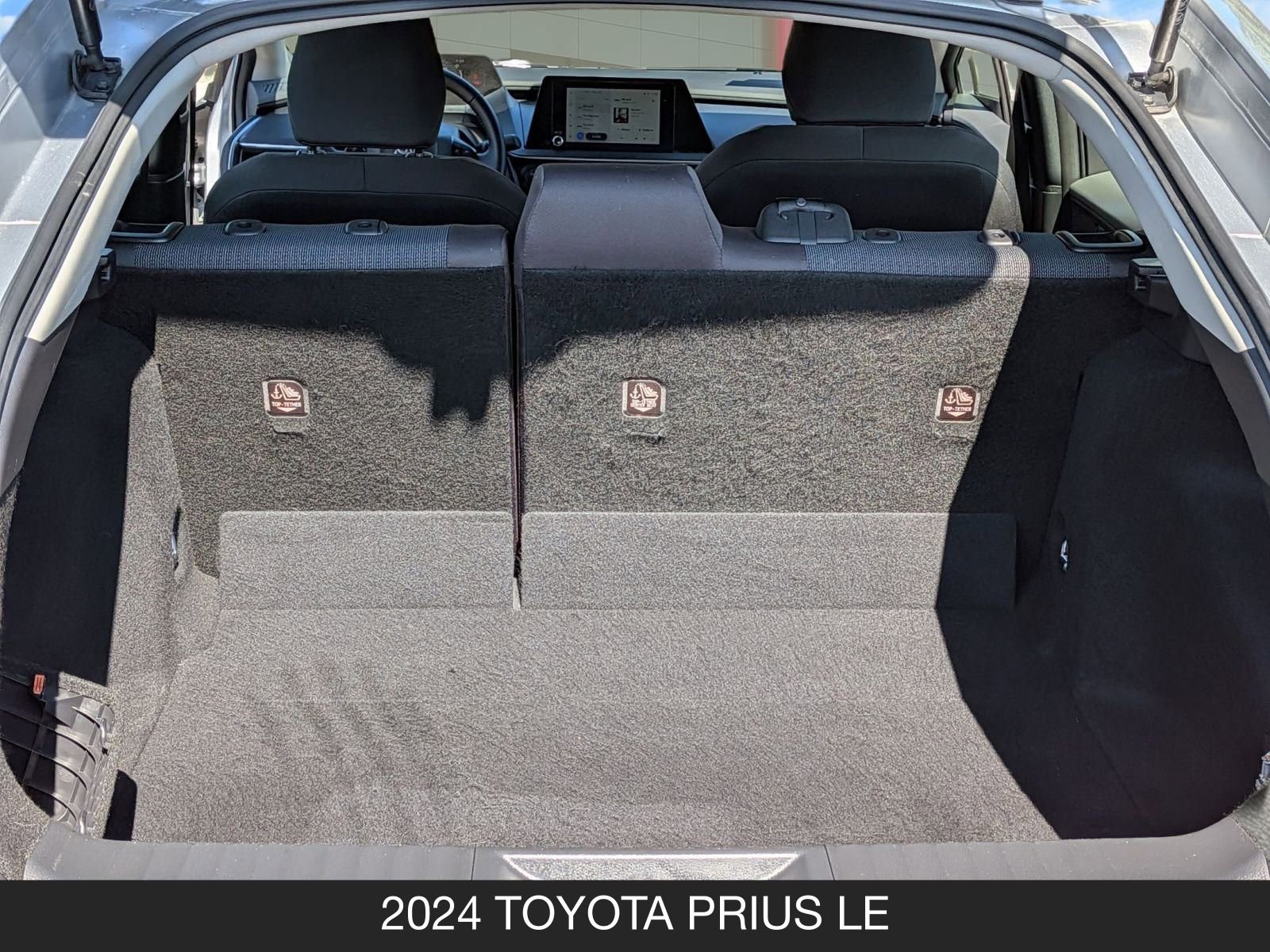 Used 2024 Toyota Prius LE image 21