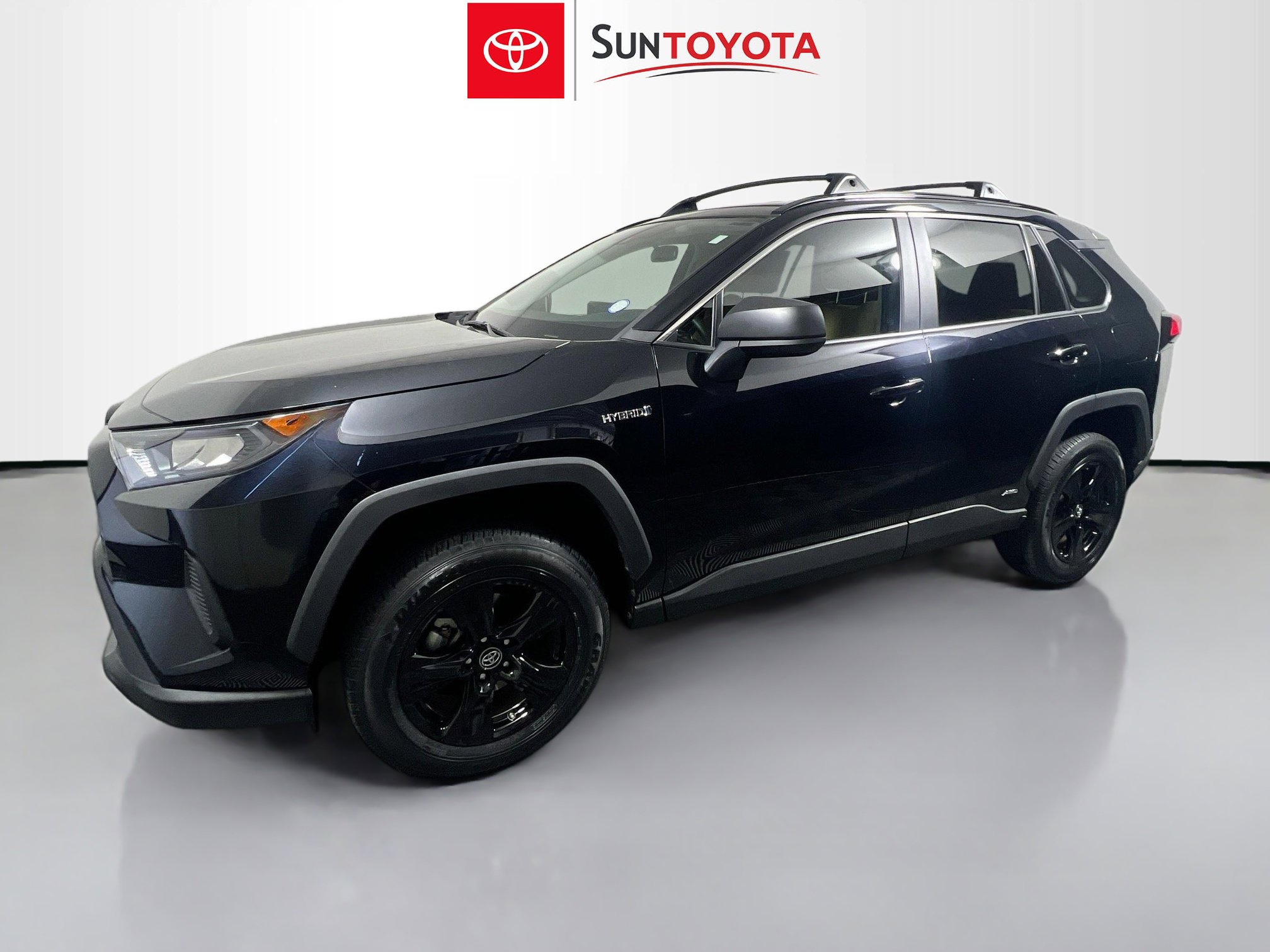 Used 2019 Toyota RAV4 LE image 9