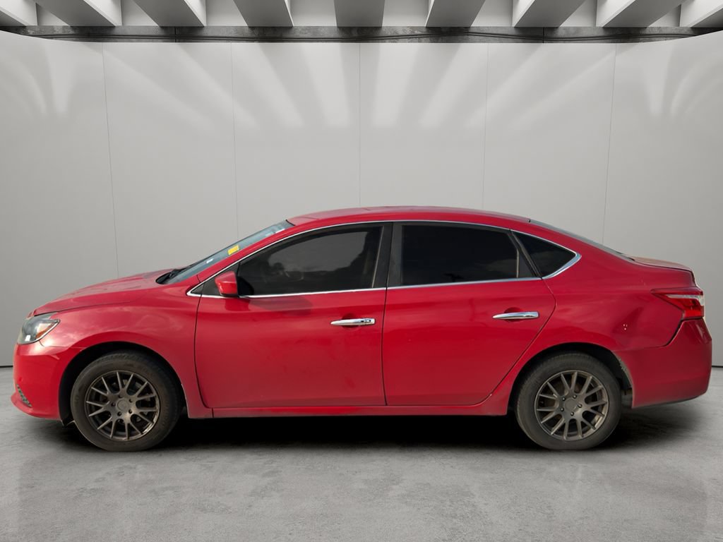 Used 2017 Nissan Sentra SV FWD image 2
